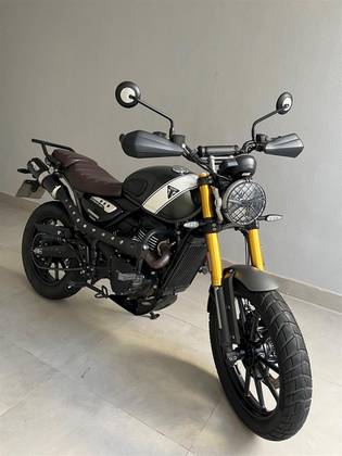 TRIUMPH SCRAMBLER 400 X 